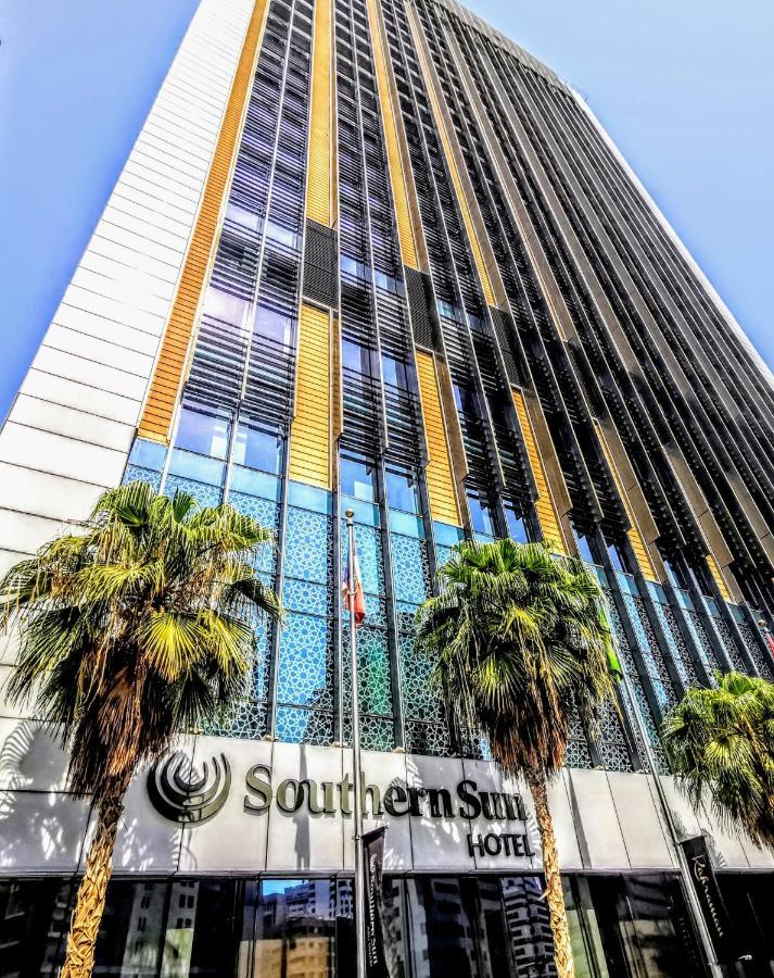 Southern Sun Abu Dhabi Esterno foto