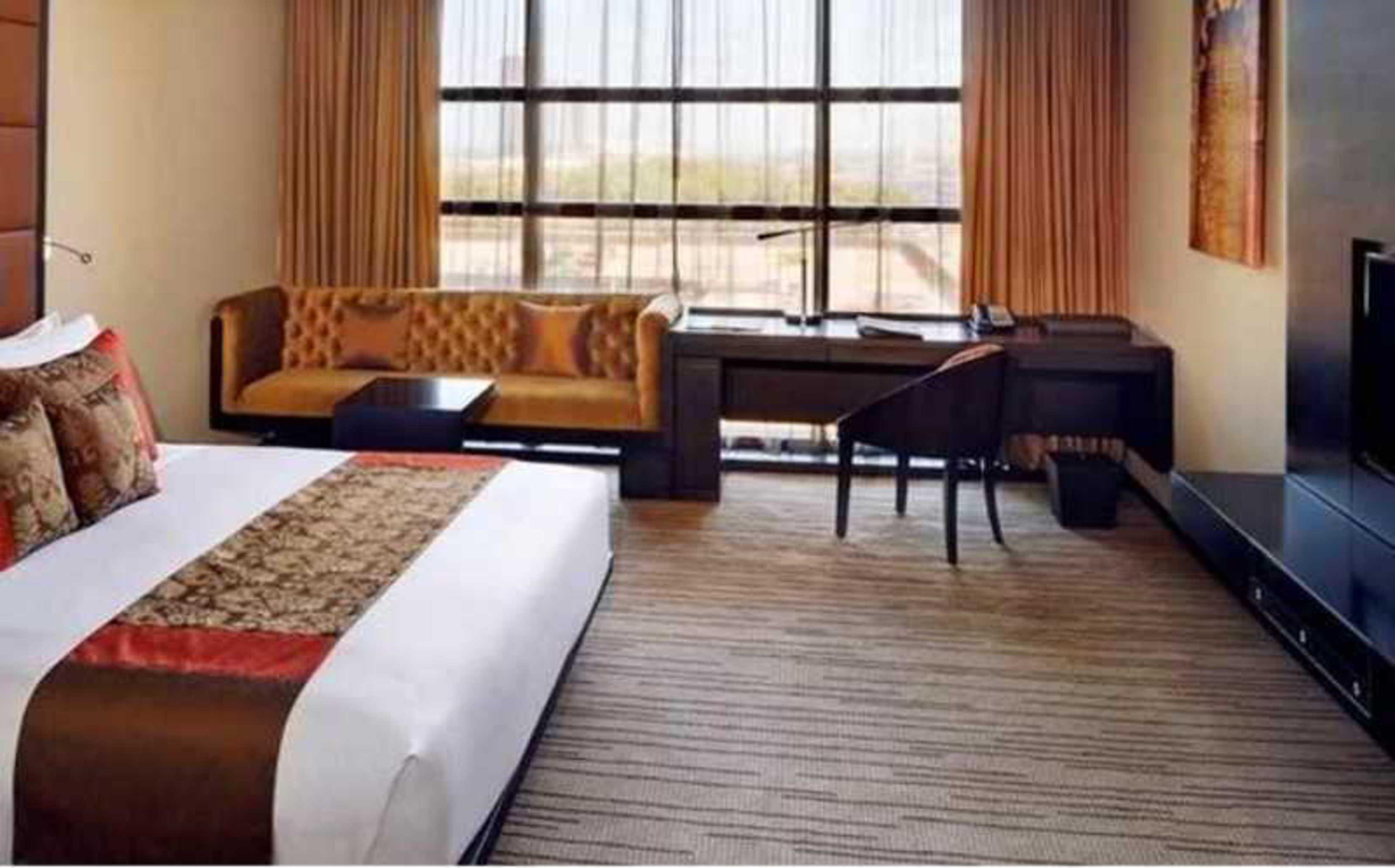 Southern Sun Abu Dhabi Esterno foto